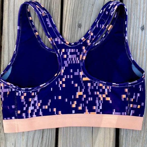 HP 🎉🤩💕 NIKE *SOLD OFFLINE* - Picture 4 of 5